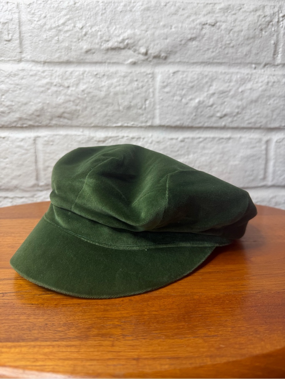 Burberry Green Velvet Newsboy Pageboy Hat